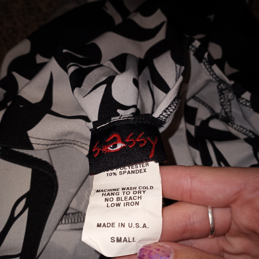Floral patterned sleeveless shirt - Picture 4 of 4
